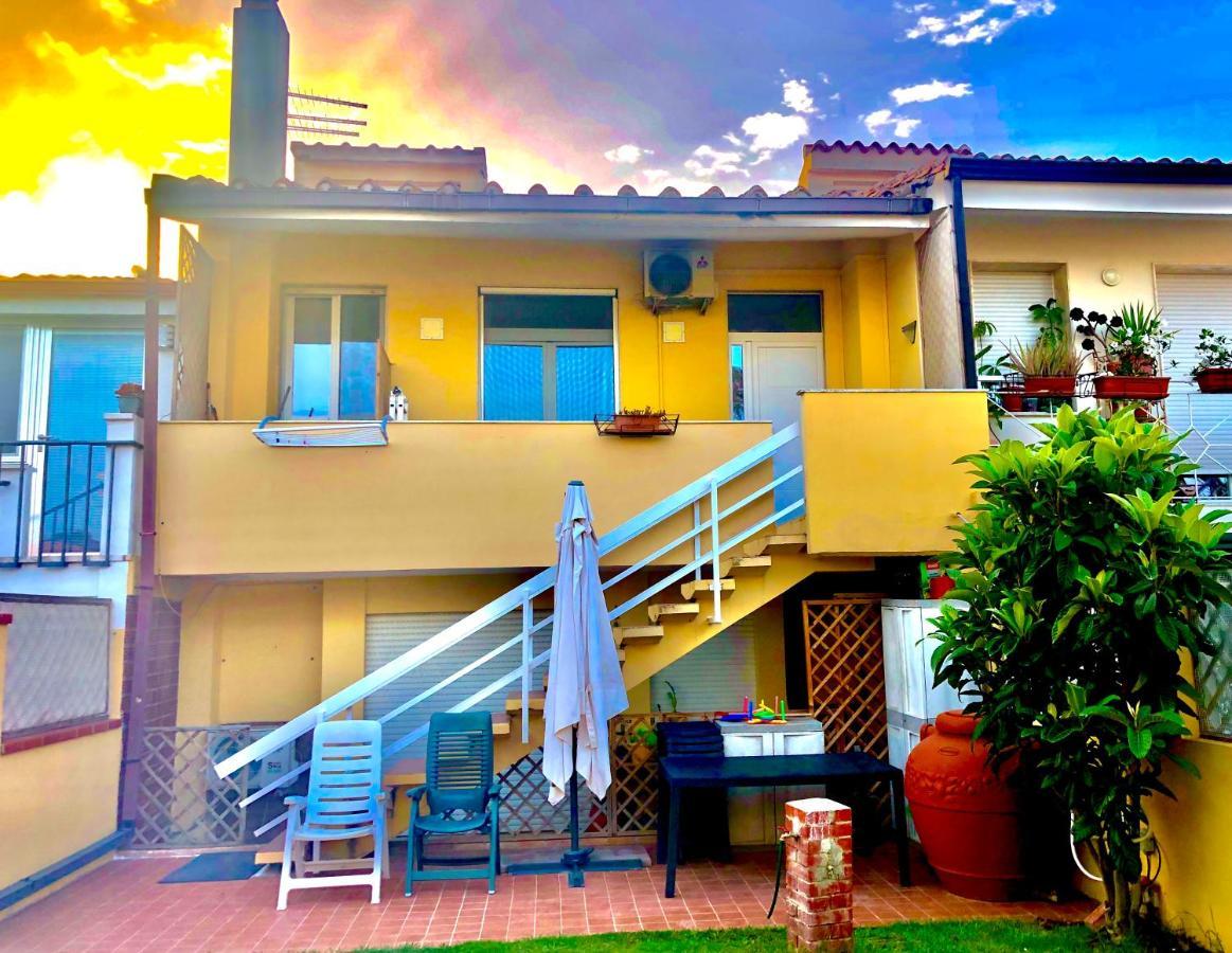 Villa Poetto Beach By Home And Experience , Cagliari, Poetto Exterior foto