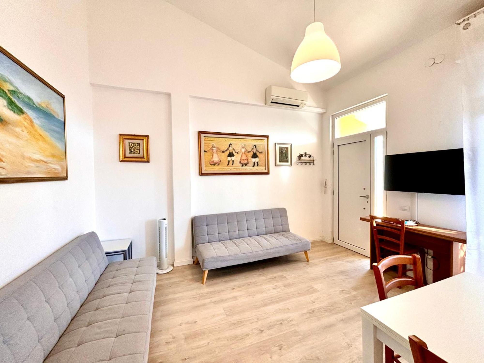 Villa Poetto Beach By Home And Experience , Cagliari, Poetto Exterior foto